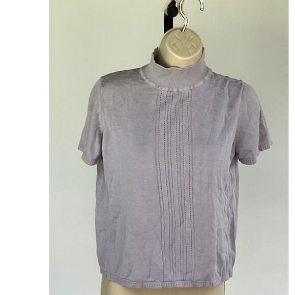 LIZ CLAIBORNE COLLECTION, SIZE M, GRAY LIGHTWEIGHT TOP - Picture 1 of 3